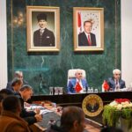 Kırklareli Valisi Uğur Turan, vatandaşlarla sorun ve taleplerini görüşmek üzere bir araya geldi.