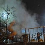 Tuşba’da kimliği belirsiz kişilerce bir çocuk parkı ateşe verildi.