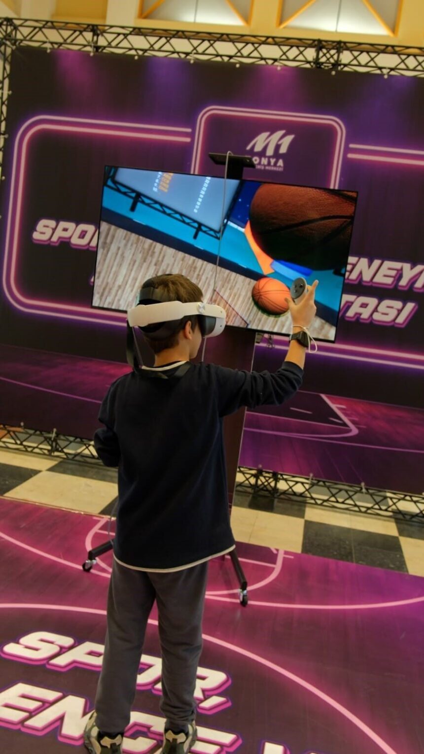 M1 Konya AVM, yılbaşı öncesi düzenlediği VR Basketbol Etkinliği ile ziyaretçilerine sanal spor deneyimi sundu.