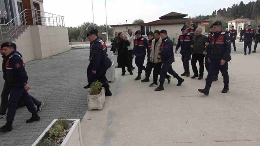 Yalova’da içme suyu hattındaki köpüklenme olayında 3 sanığa 5’er yıl hapis cezası verildi. Yalova’da içme suyu hattındaki köpüklenme olayında 3 sanığa 5’er yıl hapis cezası verildi.