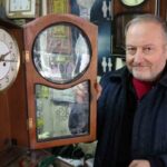 Gaziantep’te yarım asırdır saat tamiri yapan usta, gençlerin mesleğe ilgi göstermediğinden yakındı.