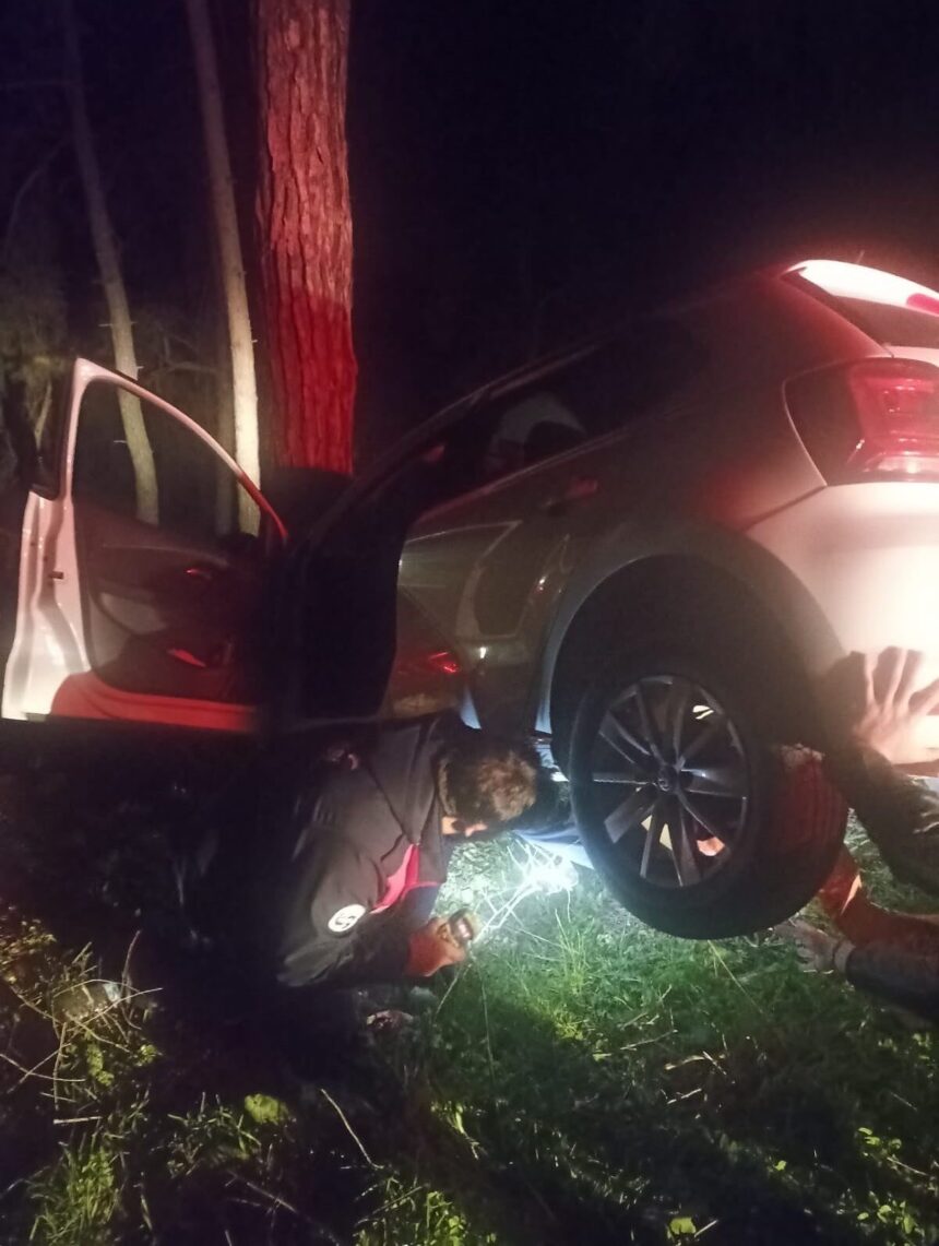 Hatay’da devrilen otomobilin sürücüsü hastaneye kaldırıldı. Hatay’da devrilen otomobilin sürücüsü hastaneye kaldırıldı.