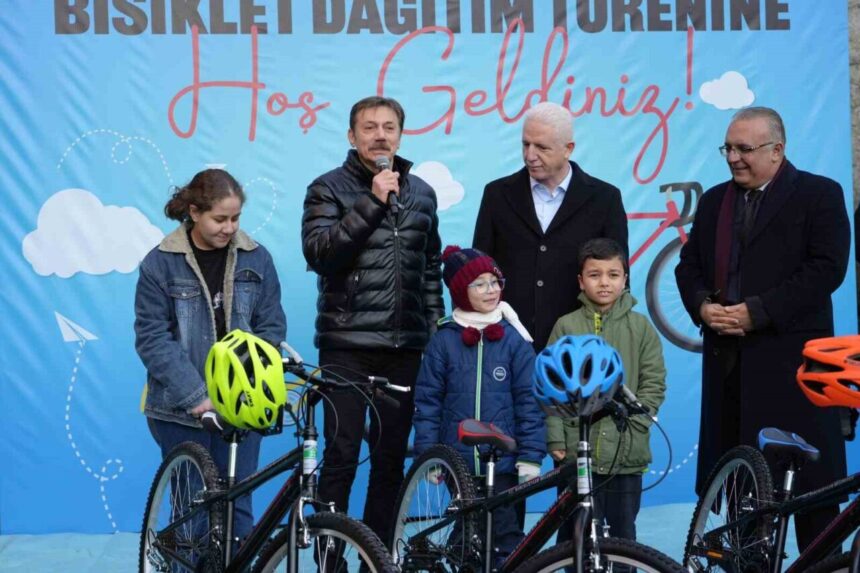 Bahçelievler Belediyesi, aylık Bisiklet Çekilişi ve Dağıtım Töreni’nin 37’sini düzenledi.