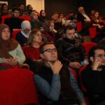 Sakarya Büyükşehir Belediyesi Ocak kültür sanat etkinlikleri, “Bildiğin Gibi Değil” film gösterimi ve söyleşi ile sürdü.