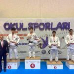 Yunusemre Belediyespor’un judocusu Emin Levent Yelkenci, Ordu’daki Judo Türkiye Şampiyonası’nda gümüş madalya kazandı.
